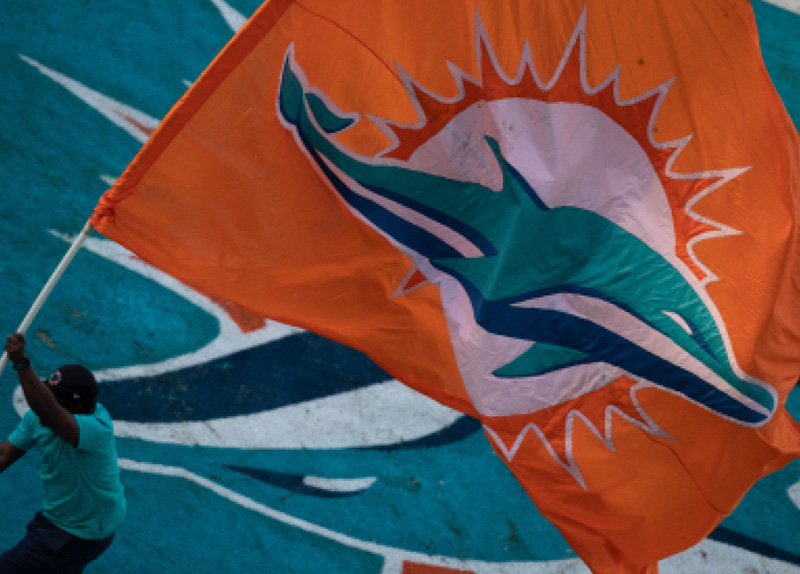  Miami Dolphins Legends and The Islands of the  Bahamas Ink Exclusive Partnership